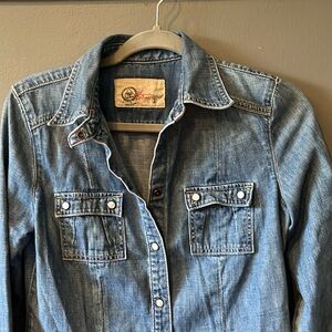 Gap 1969 limited addition denim snap button shirt